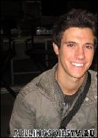 drew_roy_fallingskiestv.ru_001 (321x450, 28 k...)