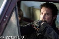 noah_wyle_fallingskiestv.ru_036 (640x427, 46 k...)