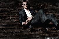 noah_wyle_fallingskiestv.ru_087 (1200x800, 186 k...)